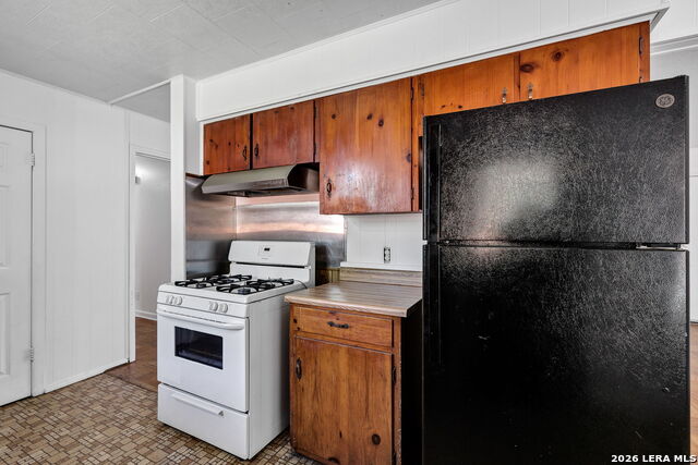 Image 11 of 33 For 331 Saipan Pl