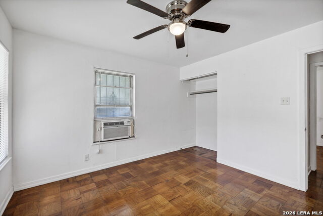 Image 20 of 33 For 331 Saipan Pl