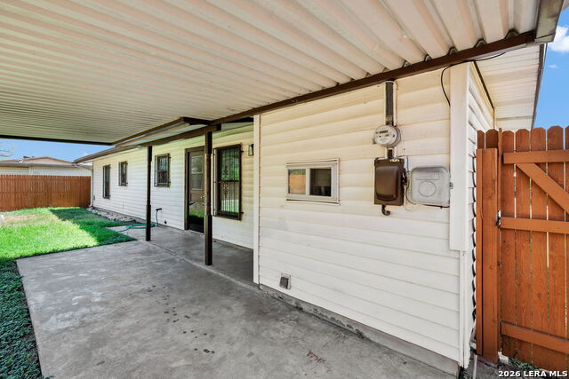 Image 31 of 33 For 331 Saipan Pl