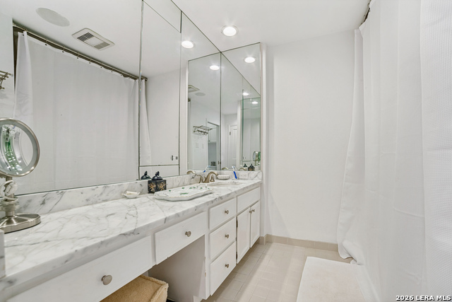 Image 10 of 18 For 4001 New Braunfels N Apt 1202a