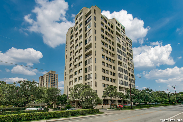 Image 18 of 18 For 4001 New Braunfels N Apt 1202a