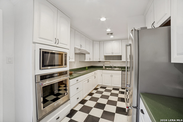 Image 6 of 18 For 4001 New Braunfels N Apt 1202a