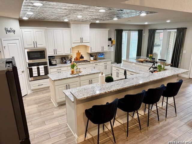 Image 10 of 41 For 14021 Massima