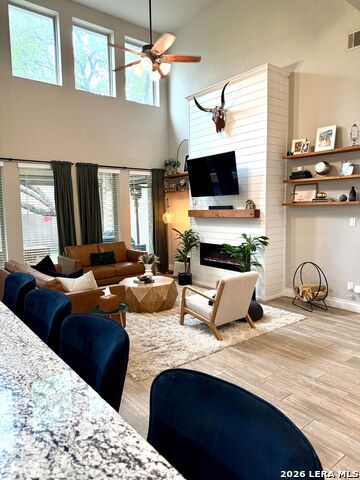 Image 7 of 41 For 14021 Massima