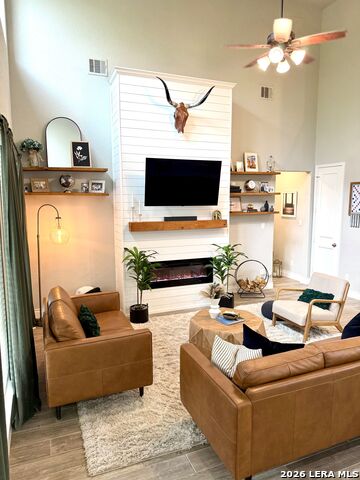 Image 8 of 41 For 14021 Massima