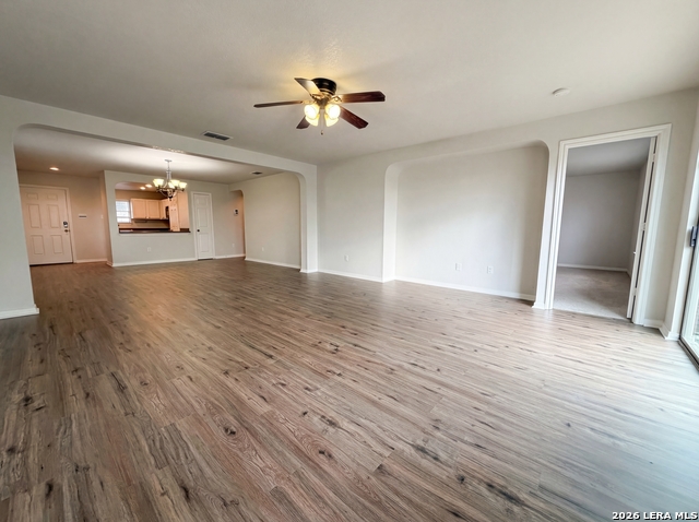 Image 8 of 17 For 5708 Maxfli Dr