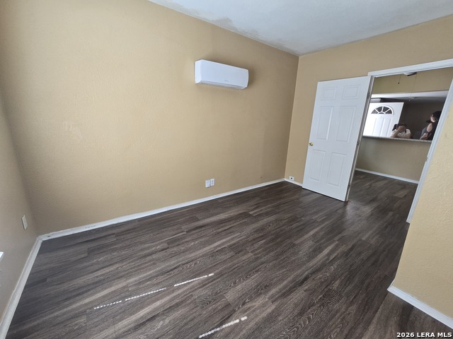 Image 29 of 32 For 5411 Rushhill