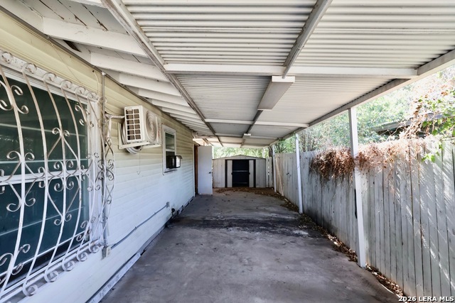 Image 3 of 15 For 654 Ellor Dr