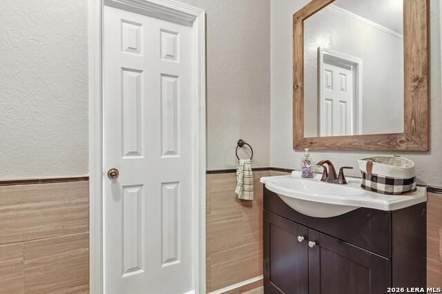 Image 12 of 37 For 247 Pr 4550  