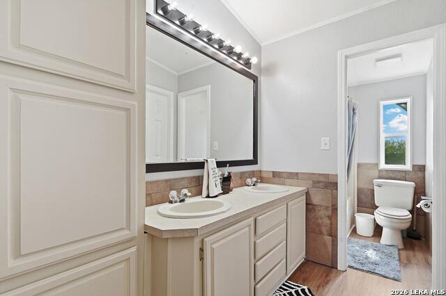 Image 18 of 37 For 247 Pr 4550  