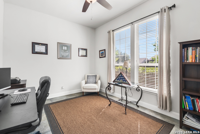 Image 10 of 47 For 417 Bee Caves Cv