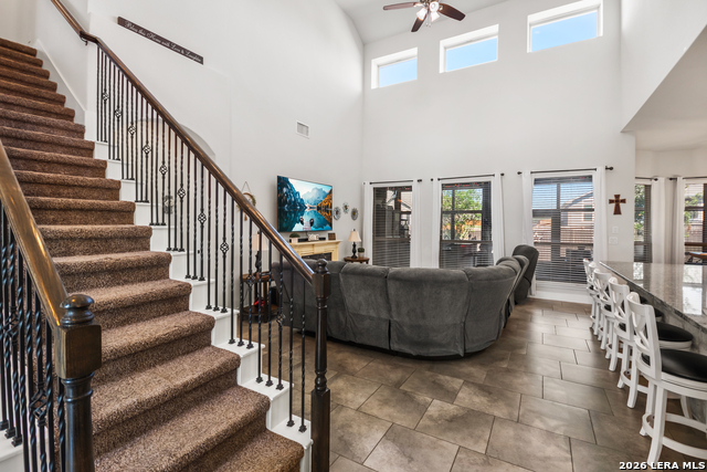 Image 11 of 47 For 417 Bee Caves Cv