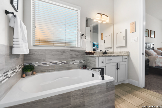 Image 28 of 47 For 417 Bee Caves Cv