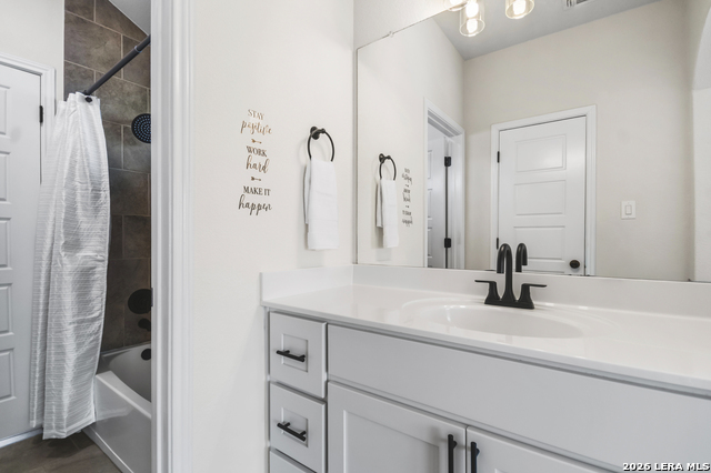 Image 36 of 47 For 417 Bee Caves Cv