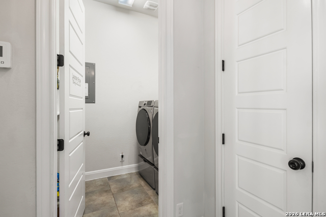 Image 38 of 47 For 417 Bee Caves Cv