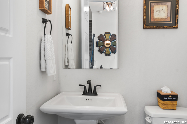 Image 39 of 47 For 417 Bee Caves Cv