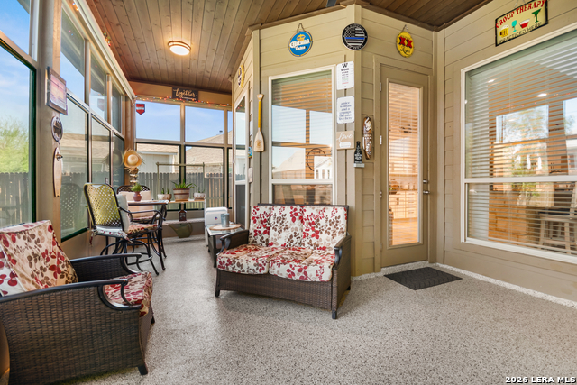 Image 40 of 47 For 417 Bee Caves Cv