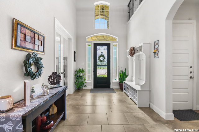 Image 8 of 47 For 417 Bee Caves Cv