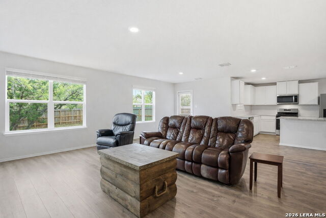 Image 6 of 21 For 3656 Victory Copper