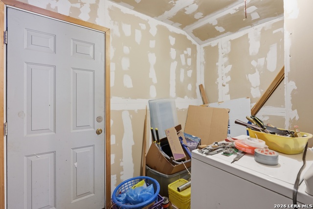 Listing photo id 8 for 442 Humboldt St