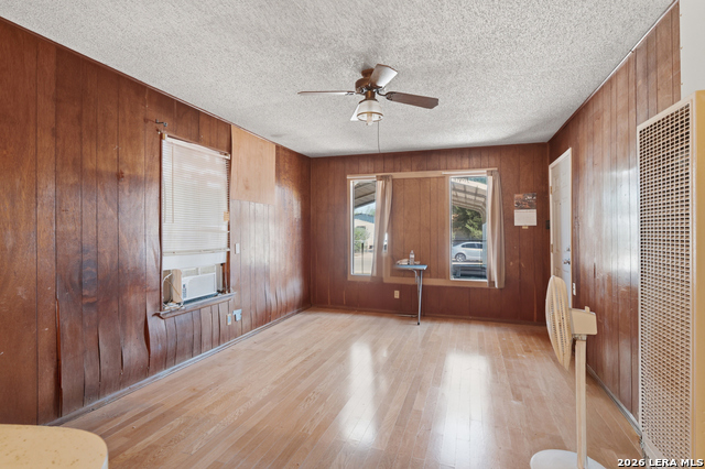 Listing photo id 3 for 442 Humboldt St