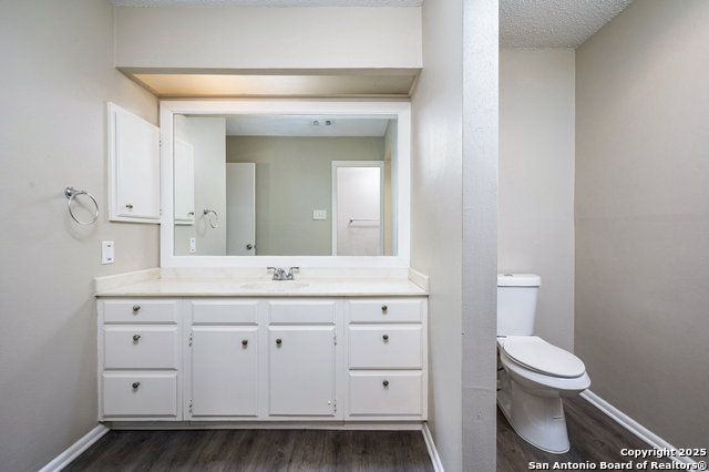 Image 19 of 28 For 1819 Babcock Rd  704