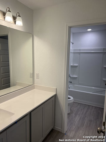 Image 11 of 21 For 2164 Griffith