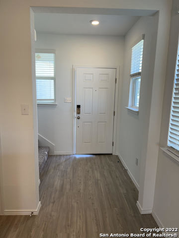 Image 4 of 21 For 2164 Griffith