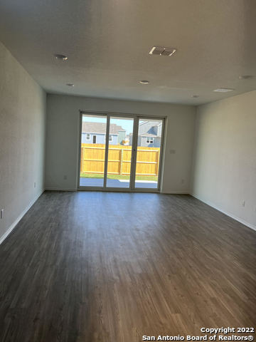 Image 5 of 21 For 2164 Griffith