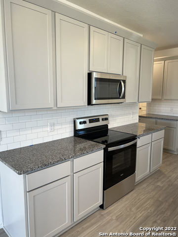 Image 8 of 21 For 2164 Griffith