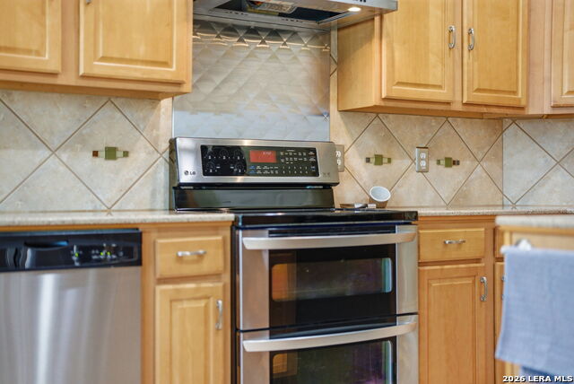 Image 11 of 38 For 126 Juniper Ln