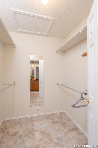 Image 31 of 42 For 13718 Pebble Point Dr