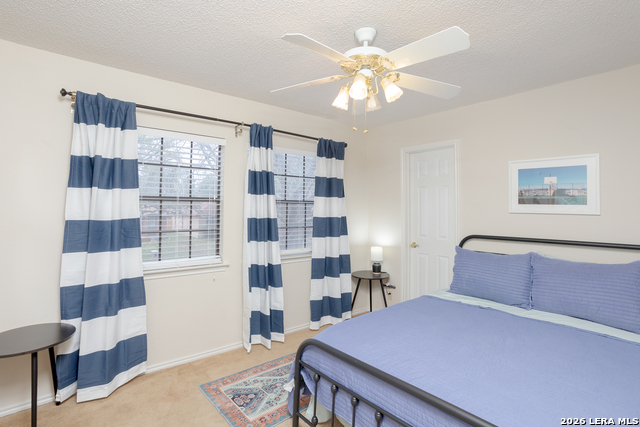 Image 32 of 42 For 13718 Pebble Point Dr