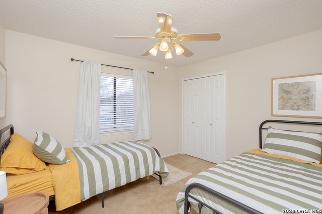 Image 33 of 42 For 13718 Pebble Point Dr