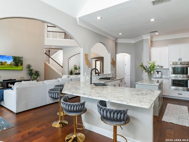 Image 18 of 49 For 922 Split Fairway