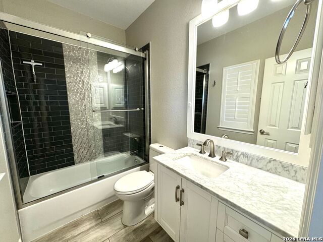 Image 32 of 49 For 922 Split Fairway