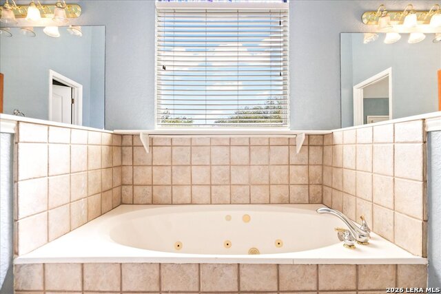 Image 25 of 48 For 4602 Scenic Cir