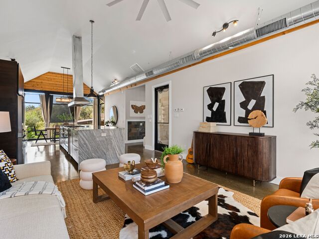 Image 14 of 90 For 1146 Victoria Ln