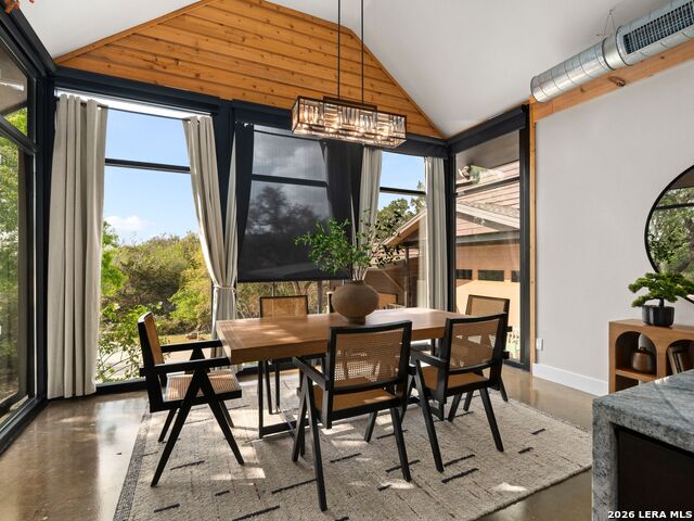 Image 15 of 90 For 1146 Victoria Ln