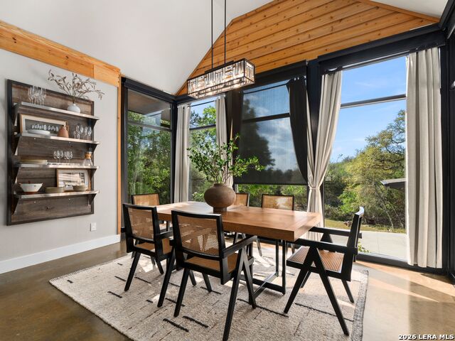 Image 16 of 90 For 1146 Victoria Ln