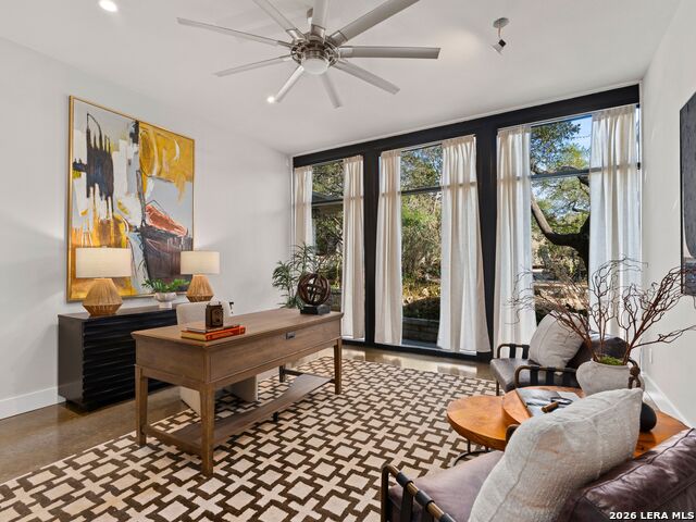 Image 35 of 90 For 1146 Victoria Ln