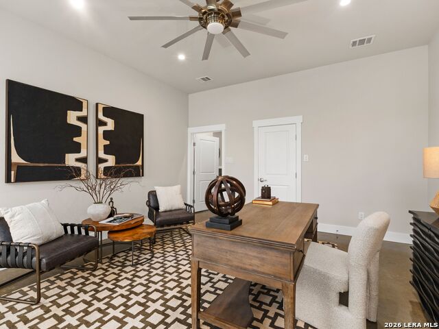 Image 36 of 90 For 1146 Victoria Ln