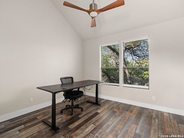 Image 37 of 90 For 1146 Victoria Ln