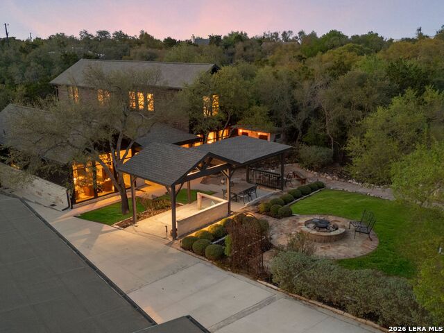 Image 4 of 90 For 1146 Victoria Ln