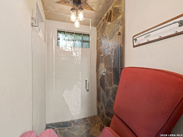 Image 41 of 90 For 1146 Victoria Ln