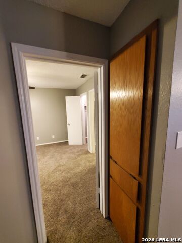 Listing photo id 12 for 8930 Hambledon Dr