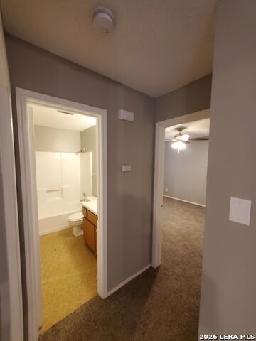 Listing photo id 7 for 8930 Hambledon Dr