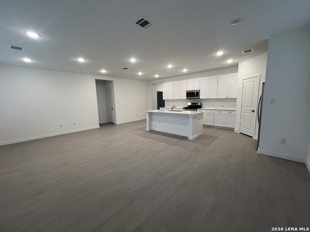 Image 20 of 35 For 8908 San Carlos