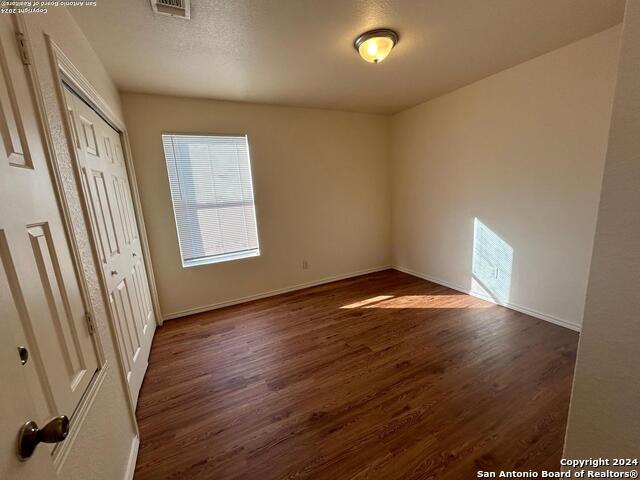 Image 4 of 11 For 14543 Clovelly Wood