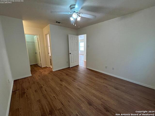 Image 5 of 11 For 14543 Clovelly Wood